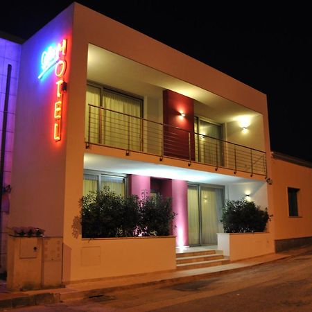 Gil'S Hotel Olbia Exteriör bild